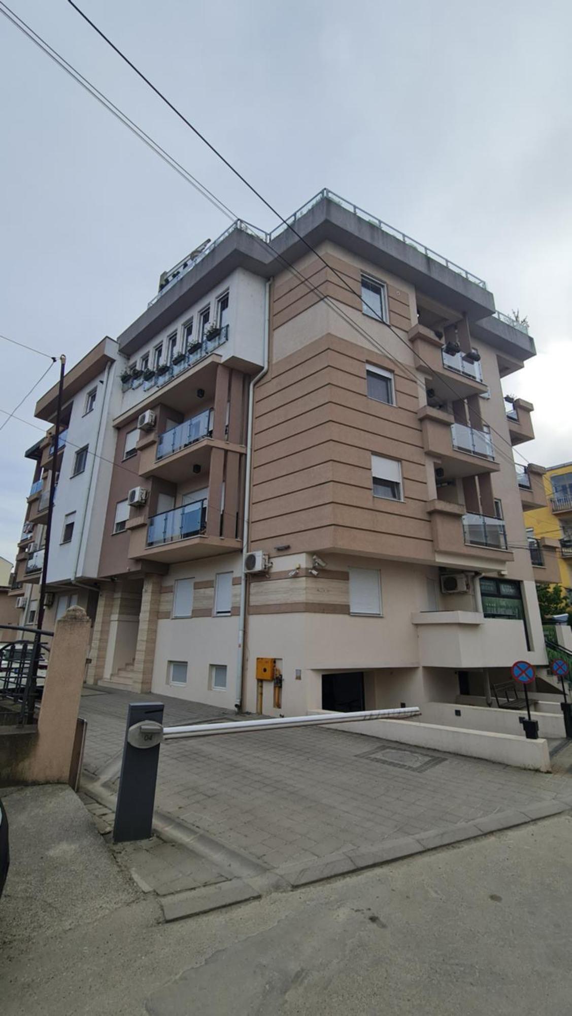 Design Apartment Business Lux 4 Star "Rio" Completely Business Lux Place In The City Center & Free Included Industry Optical Wifi & Netflix & Keyless Code Entry & Full Smart App & Kitchen & Washing Machine & Wide Terrace & Secure 2 Parking Place Cuprija Luaran gambar